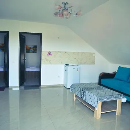 Guest house Casa Rebeka